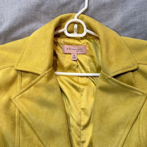 Philosophy woman size medium, faux suede mustard color jacket - Picture 10 of 10